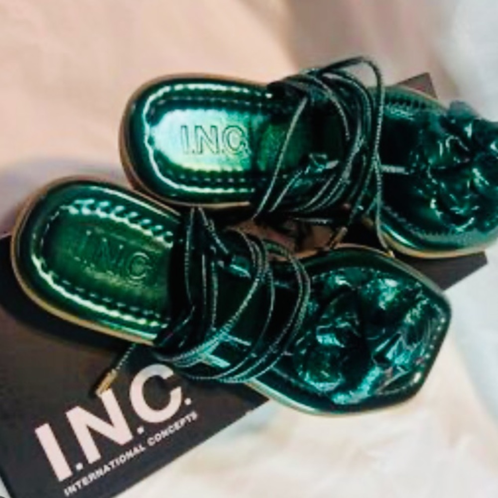 New I.N.C. International Concepts Gilma Flower Lace-Up Flat Sandals - Picture 8 of 10